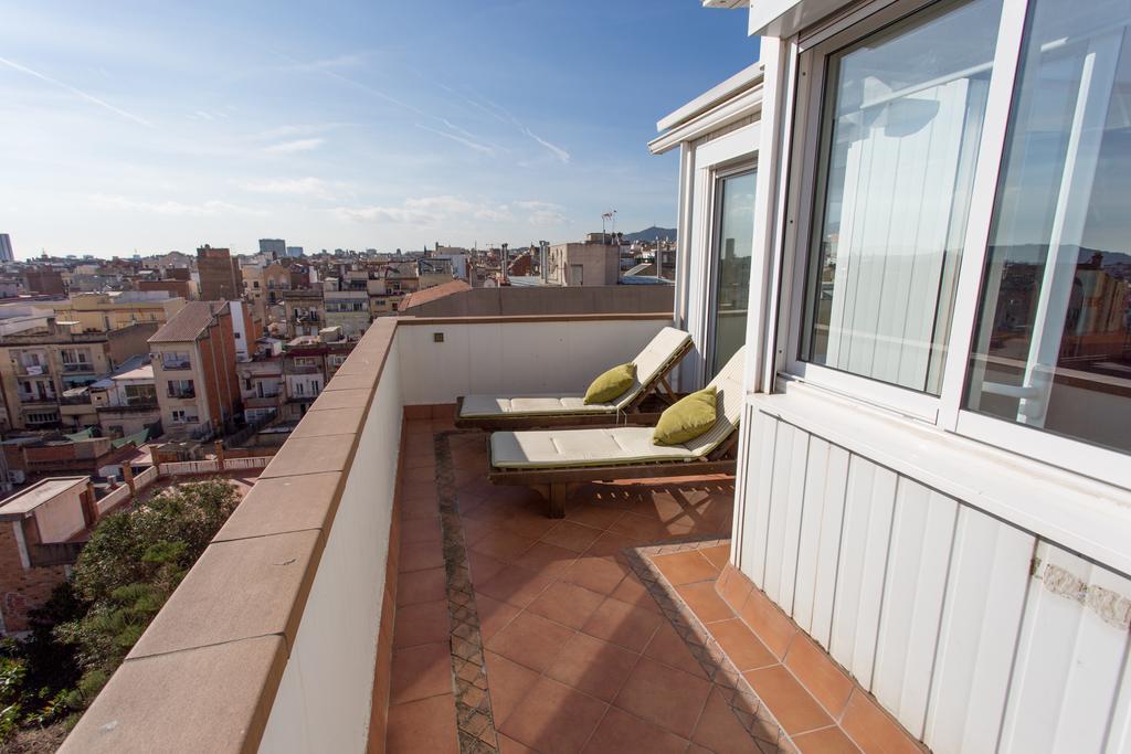 ברצלונה Gaudi Views Apartment מראה חיצוני תמונה