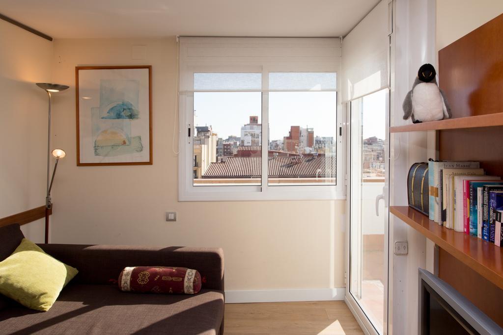 ברצלונה Gaudi Views Apartment מראה חיצוני תמונה